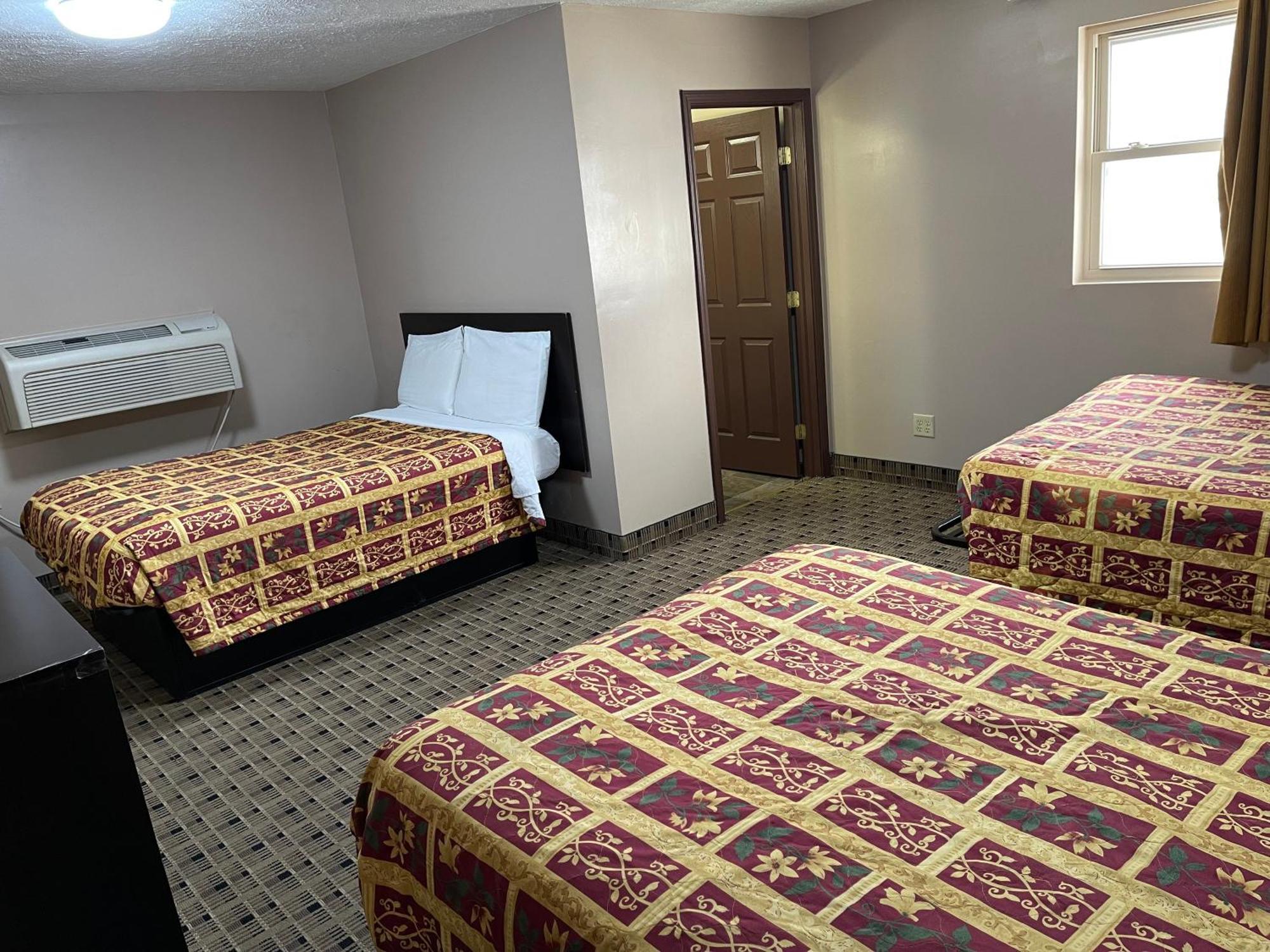 Economy & Motel