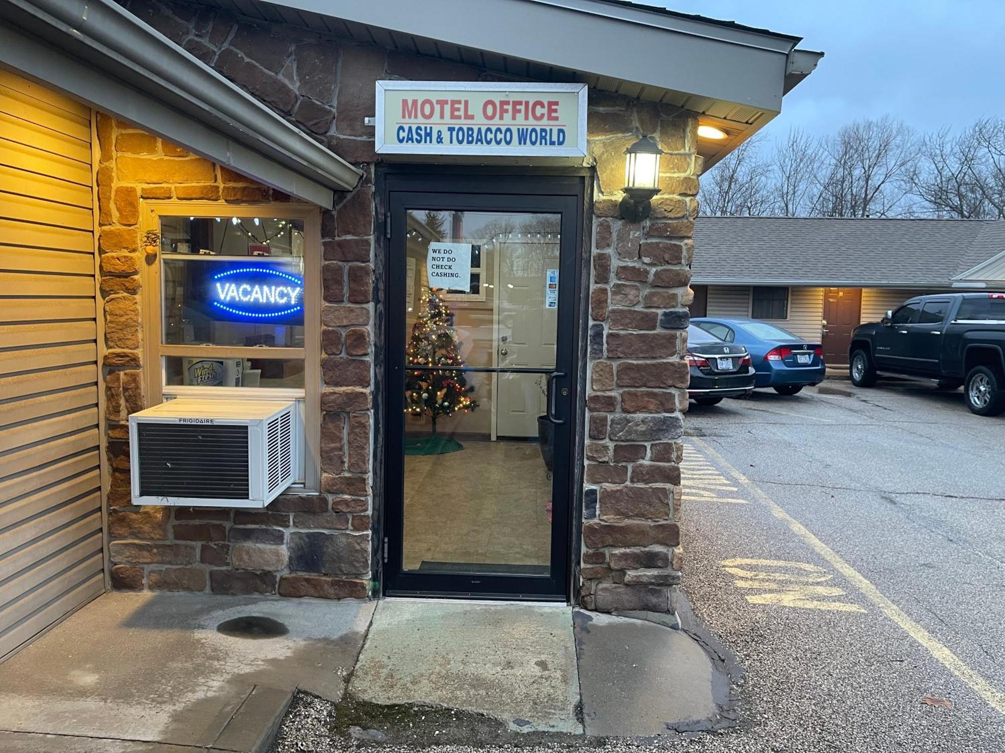 Economy & Motel